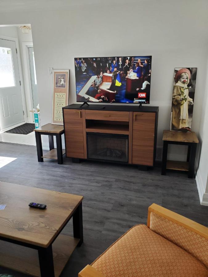 Maxwell Esabu Apartment Торонто Екстериор снимка