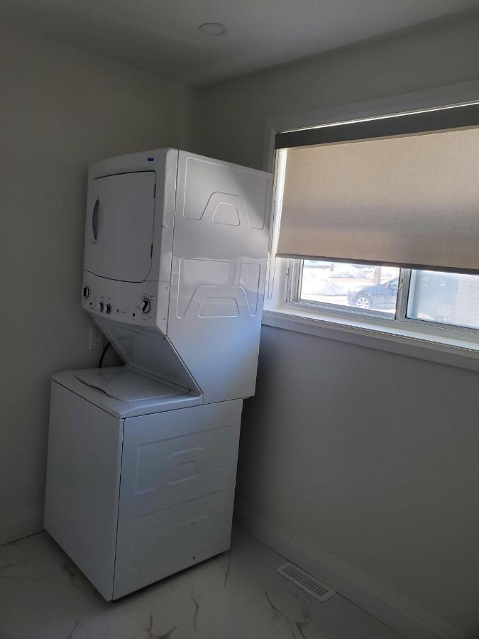 Maxwell Esabu Apartment Торонто Екстериор снимка