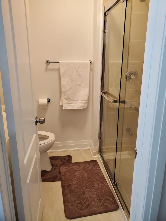 Maxwell Esabu Apartment Торонто Екстериор снимка