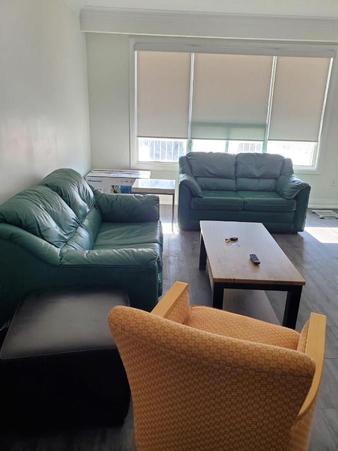 Maxwell Esabu Apartment Торонто Екстериор снимка