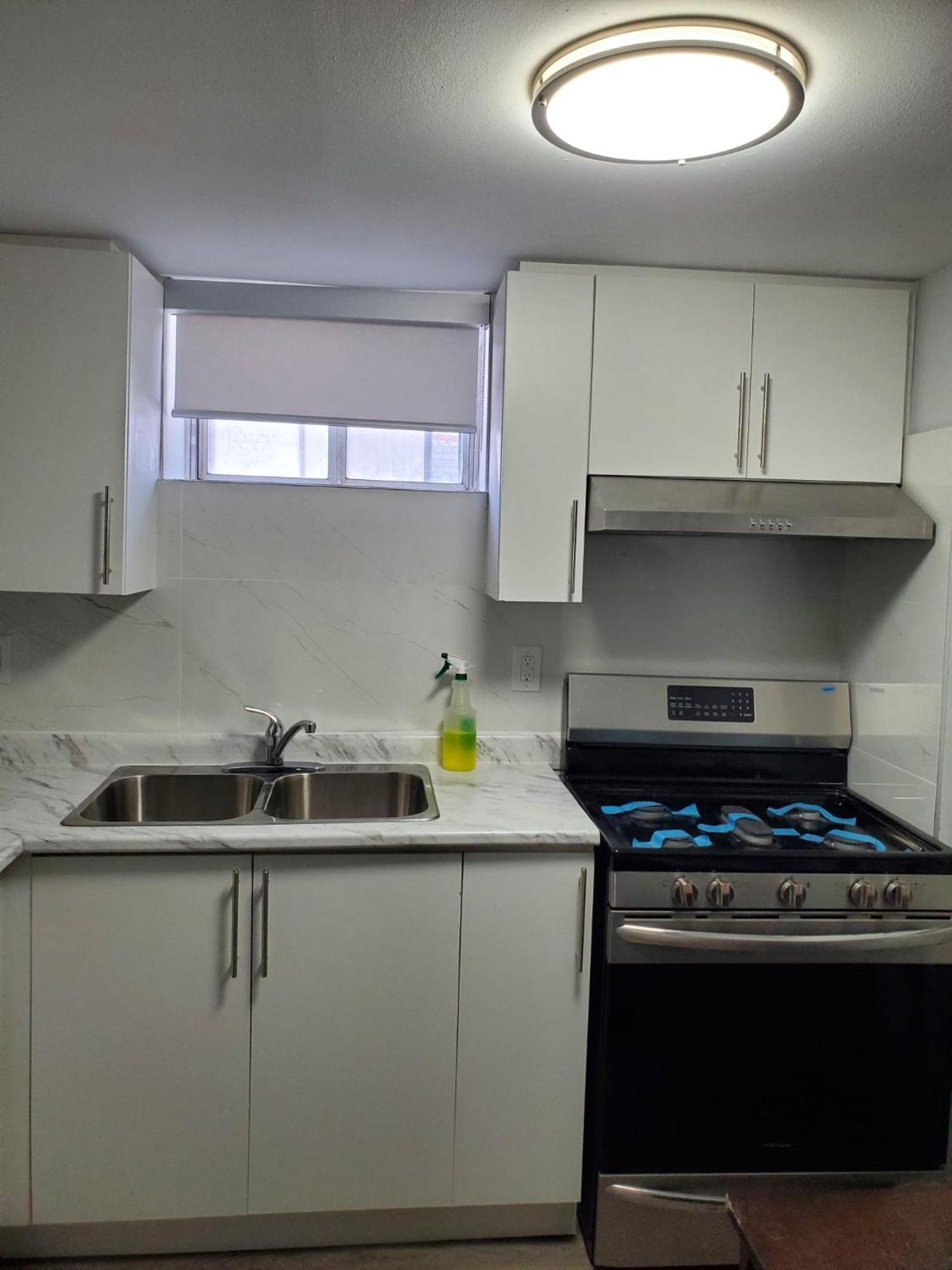 Maxwell Esabu Apartment Торонто Екстериор снимка